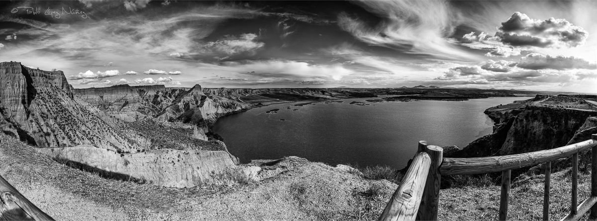 7D_2015_10_25_8630-7D_2015_10_25_8636-7_img.pano-Edi-23_w.jpg